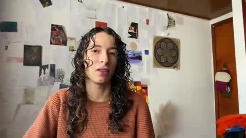 Snapshot of camille_delrey chatting on 02-08-25, 03:00 Camille online show from 02-08-25, 03:00