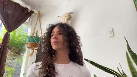 Snapshot of camille_delrey chatting on 10-26-25, 06:03 Camille online show from 10-26-25, 06:03