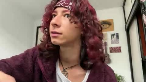 Snapshot of camille_delrey chatting on 01-10-26, 02:08 Camille online show from 01-10-26, 02:08