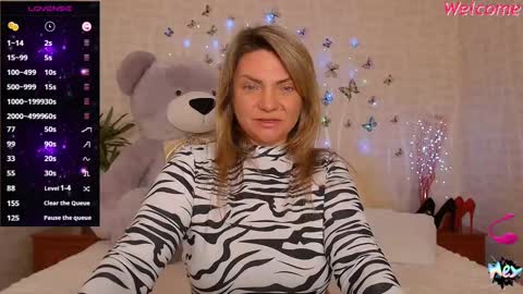 Snapshot of camille_game chatting on 12-07-24, 04:42 Camille Game online show from 12-07-24, 04:42