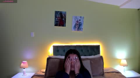 Snapshot of camille_olsen_ chatting on 09-30-25, 11:26 Camille online show from 09-30-25, 11:26