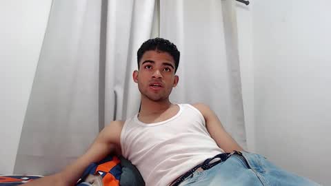 Snapshot of camillo_beischel_ chatting on 09-19-25, 07:03 camillo_beischel_ online show from 09-19-25, 07:03