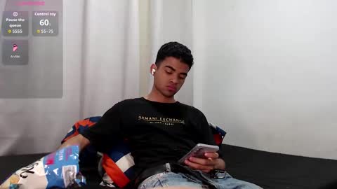 Snapshot of camillo_beischel_ chatting on 10-19-25, 07:03 camillo_beischel_ online show from 10-19-25, 07:03