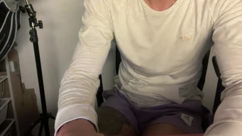 Snapshot of camilo__ chatting on 11-07-25, 05:40 camilo online show from 11-07-25, 05:40