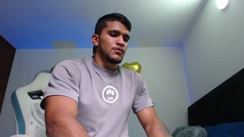 camilo_contre21 online show from 06-16-26, 08:44