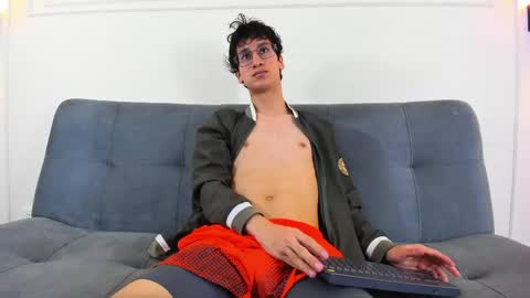 Camilo online show from 05-26-26, 03:24