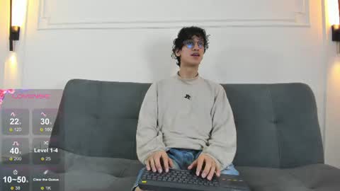 Camilo online show from 07-08-26, 03:11