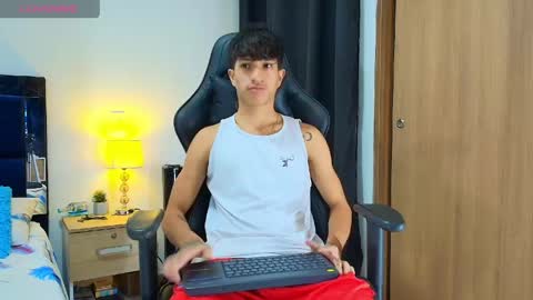 Camilo Bass online show from 05-12-26, 01:03