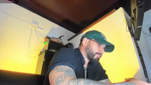 Camilo online show from 09-19-25, 03:13