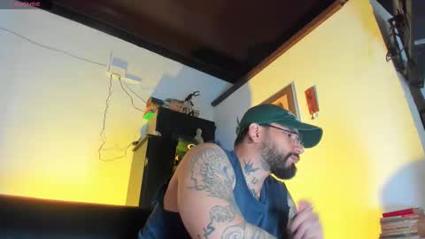 Camilo online show from 10-06-25, 03:09