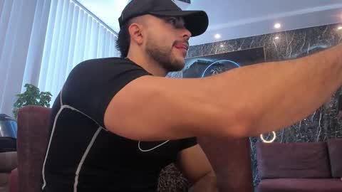 Snapshot of camilowatson chatting on 10-19-25, 03:12 Camilo Watson online show from 10-19-25, 03:12