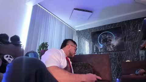 Snapshot of camilowatson chatting on 10-31-25, 02:40 Camilo Watson online show from 10-31-25, 02:40