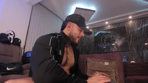 Snapshot of camilowatson chatting on 11-08-25, 12:22 Camilo Watson online show from 11-08-25, 12:22