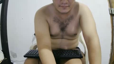 Snapshot of camilowhite_ chatting on 09-19-25, 09:04 Camilowhite online show from 09-19-25, 09:04
