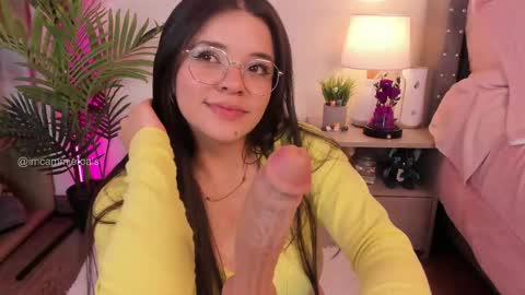 Snapshot of cammiefoalss chatting on 02-27-25, 06:29 Lets reach 200 thumbs up online show from 02-27-25, 06:29