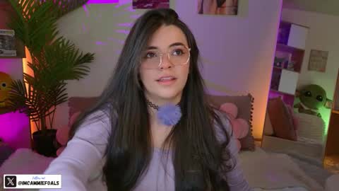 Snapshot of cammiefoalss chatting on 09-22-25, 02:08 Lets reach 200 thumbs up online show from 09-22-25, 02:08