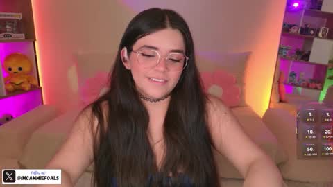 Snapshot of cammiefoalss chatting on 10-28-25, 06:43 Lets reach 200 thumbs up online show from 10-28-25, 06:43