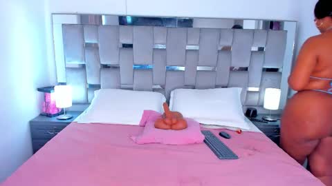 Camila online show from 02-08-26, 04:43