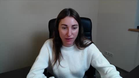 cammila horn online show from 11-29-25, 06:22