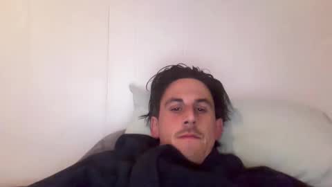 Snapshot of canadianboy204 chatting on 04-08-26, 02:33 canadianboy204 online show from 04-08-26, 02:33