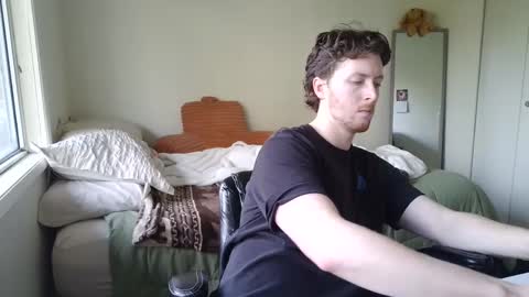 Devon online show from 02-13-25, 05:33