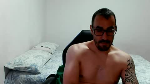 Snapshot of canario2388 chatting on 06-26-26, 08:57 canario2388 online show from 06-26-26, 08:57