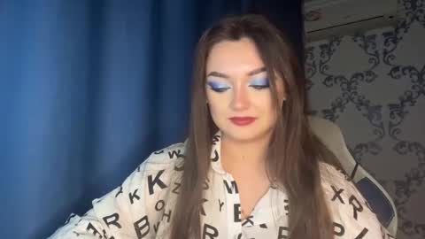 Snapshot of cancychill chatting on 11-24-25, 04:18 Kate online show from 11-24-25, 04:18