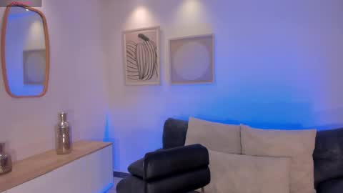  Candanse R  online show from 04-17-26, 03:42