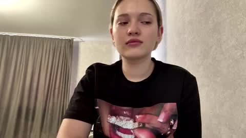 Snapshot of candelariahile chatting on 02-09-26, 08:07 candelariahile online show from 02-09-26, 08:07