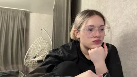 Snapshot of candelariahile chatting on 02-17-26, 02:24 candelariahile online show from 02-17-26, 02:24