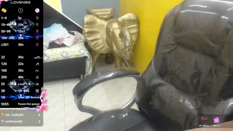 Snapshot of candiapole chatting on 01-24-25, 03:45 Candy online show from 01-24-25, 03:45