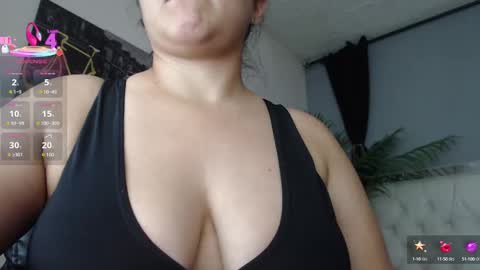 Snapshot of candiapole chatting on 09-09-25, 02:38 Candy online show from 09-09-25, 02:38