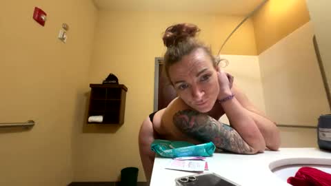 candicegurley1993 online show from 01-18-26, 01:42