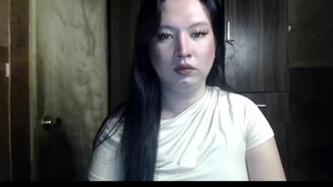 Snapshot of candiiice18 chatting on 11-24-25, 01:00 candiiice18 online show from 11-24-25, 01:00