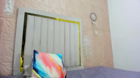 Snapshot of candise_oconnor chatting on 10-14-25, 09:59 candise online show from 10-14-25, 09:59