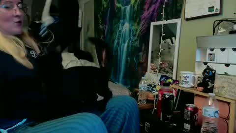 Candi online show from 05-30-26, 07:22
