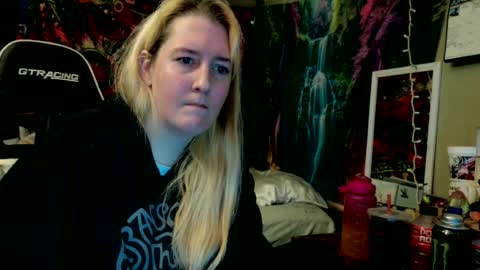 Candi online show from 07-01-26, 03:41