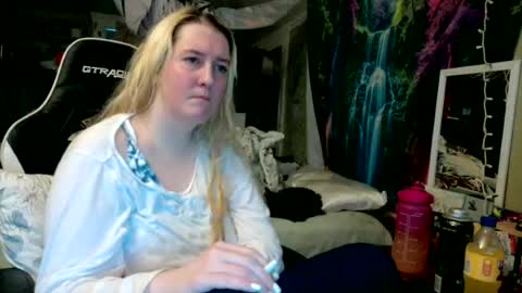 Candi online show from 07-01-26, 03:45