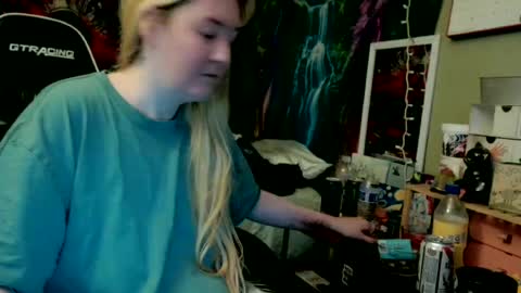 Candi online show from 07-05-26, 04:36