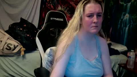 Candi online show from 07-15-26, 02:17