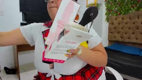 candy_curvyy online show from 06-11-26, 04:16