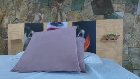 Jolie online show from 09-22-25, 09:28