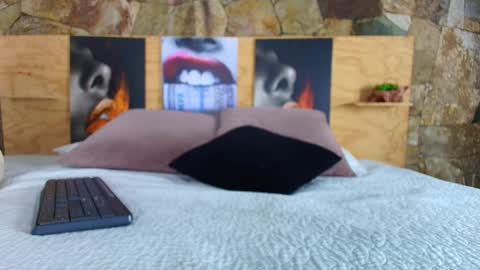 Jolie online show from 01-07-26, 07:27