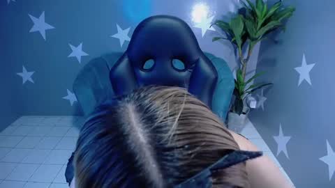 Snapshot of candy_kush_a chatting on 09-29-25, 08:46 candy_kush_a online show from 09-29-25, 08:46