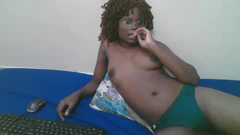 Lisa online show from 04-02-26, 03:42