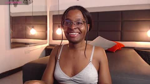 Snapshot of candy_lovee6 chatting on 05-14-26, 08:15 CANDY LOVE DANNA online show from 05-14-26, 08:15