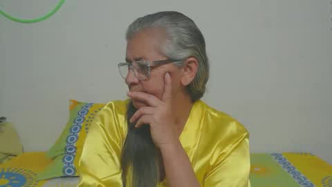 candy online show from 02-01-26, 11:14