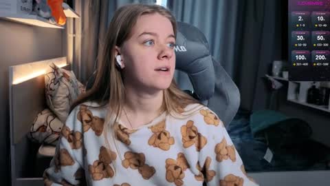 Megan online show from 02-06-25, 12:26