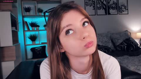 Snapshot of candy_sandy_ chatting on 01-31-25, 08:22 Sandy online show from 01-31-25, 08:22