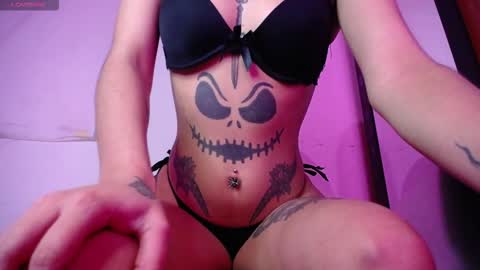 Snapshot of candy_scarce16 chatting on 10-08-25, 09:01 Sharon online show from 10-08-25, 09:01